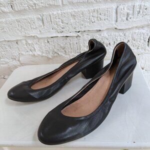 CUTE JEFFREY CAMPBELL BALLERINAS